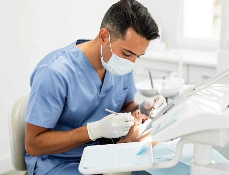 dentista Adelfas